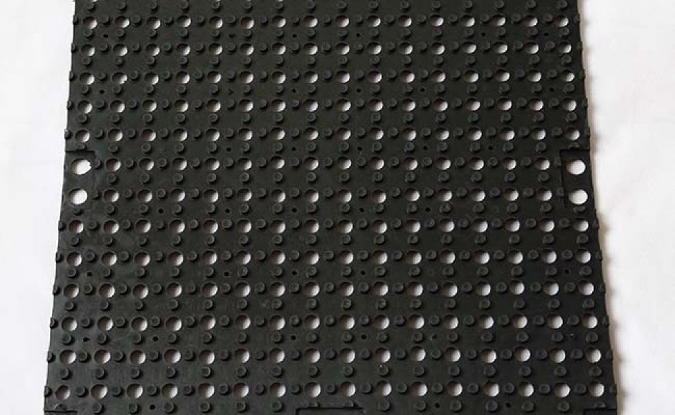anti slip matrubber tile use for deckdeck rubber mat with small size