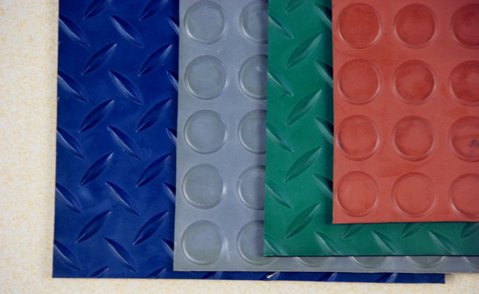 Coin/Studded Rubber Mat - polytechindustry