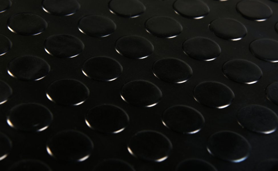 Coin/Studded Rubber Mat - polytechindustry