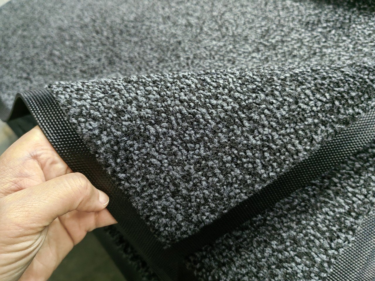 NBR nylon carpet mat